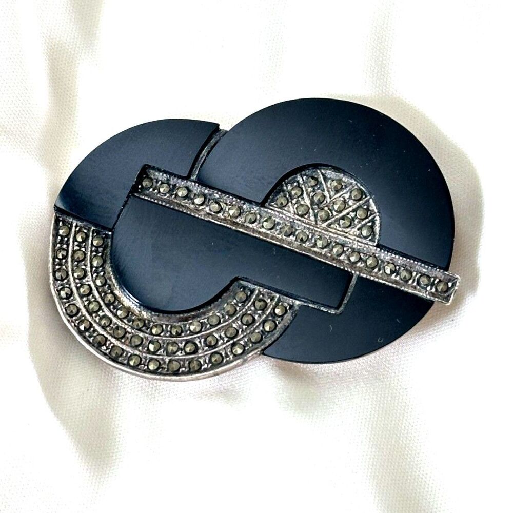 Art Deco Style Sterling Silver Marcasite & Onyx Brooch - Picture 2 of 8